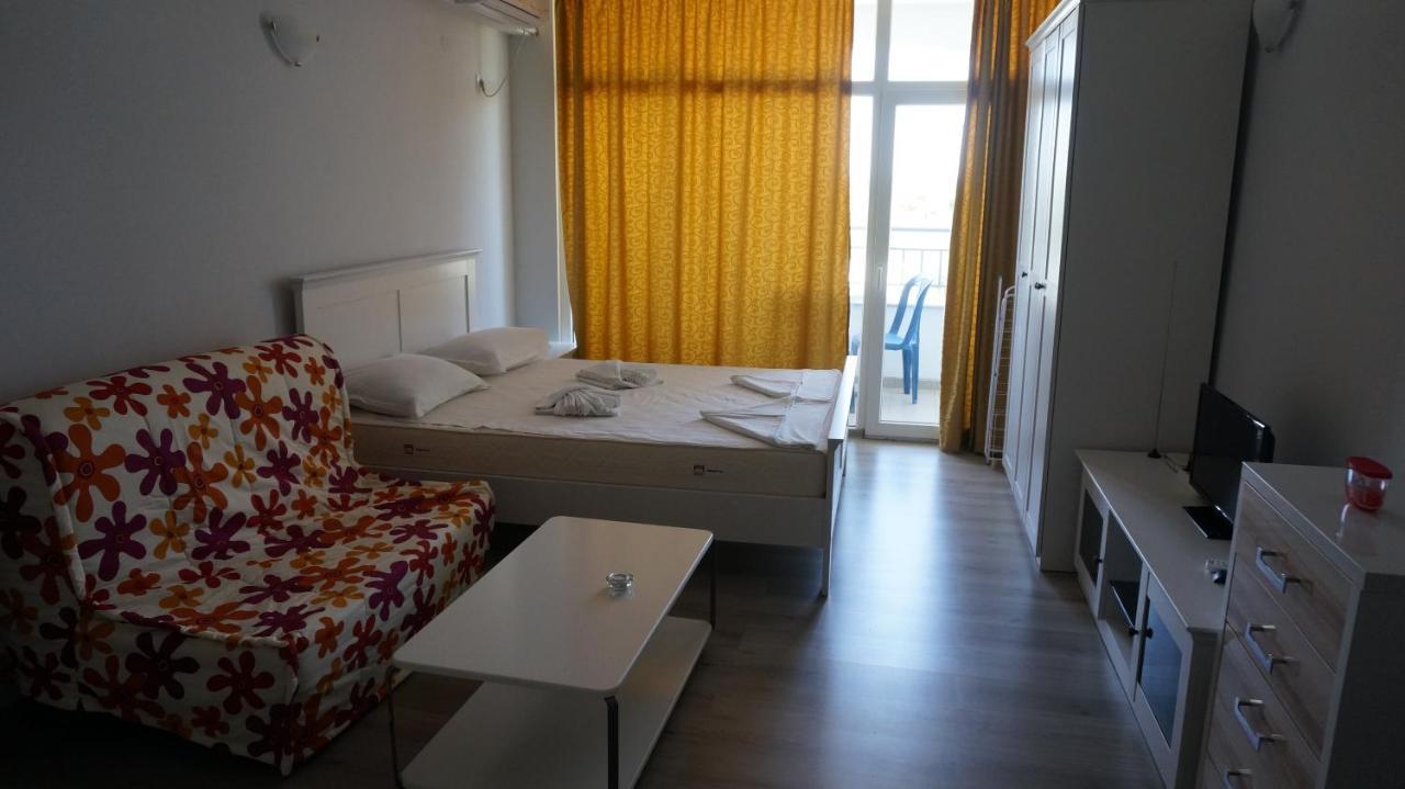 Privately Owned Studios Bora Bora Nesebar Exterior photo